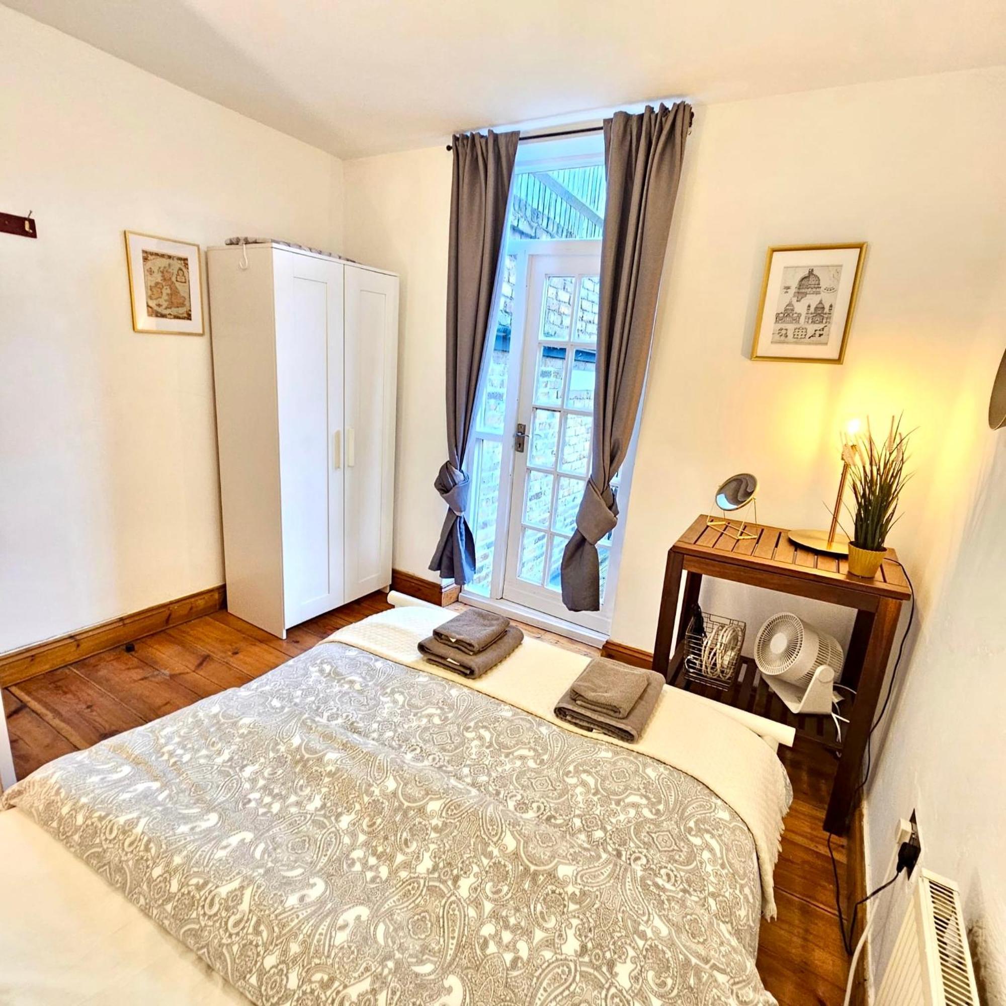 Lovely 1 Bed Apartment 2 Min To Station Londyn Zewnętrze zdjęcie
